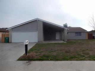 1869 Cherry Ave, Porterville, CA 93257-2705