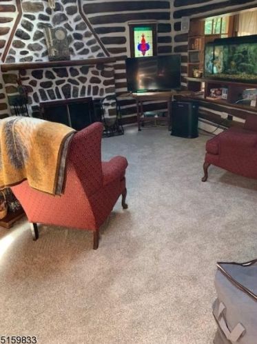 74 Pinecliff Lake Dr, West Milford Lakes NJ  07480-1381 exterior