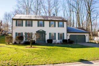 17820 Buckland Dr, Granger, IN 46530-8902