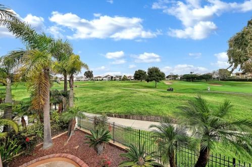 6471 Morningside Dr, Huntington Beach CA  92648-6106 exterior