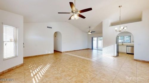 6642 84th Ln, Glendale AZ  85305-2157 exterior