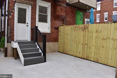2320 Coral St, Philadelphia PA  19125-1534 exterior