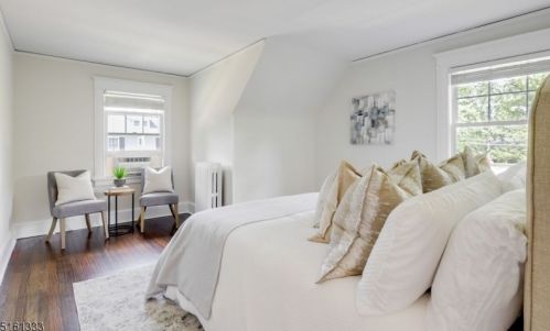 8 Emerson Pl, Montclair NJ  07043-1510 exterior