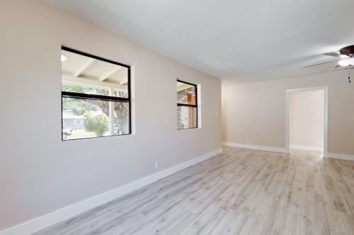 16 Midway Dr, Oroville CA  95966-3656 exterior