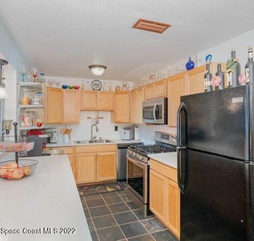 1860 Cowan Dr, Titusville FL  32796-1210 exterior