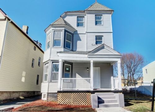 141 Steuben St, East Orange, NJ 07018-3930