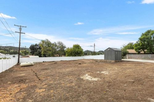1323 Willowside Ter, Alpine CA  91901-1664 exterior