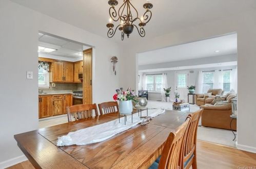 29 Ramapo Rd, Garnerville NY  10923-1717 exterior