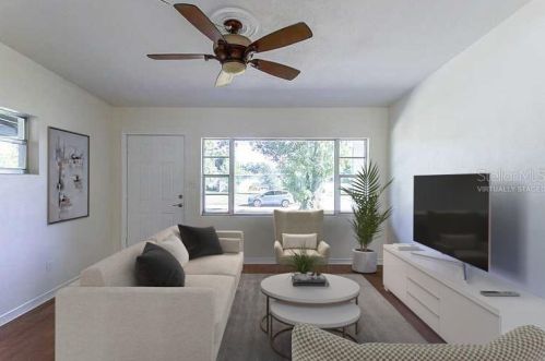 3306 Debbie Dr, Orlando, FL 32806-6636