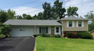 821 Scenic Dr, Radcliff, KY 40160-2224