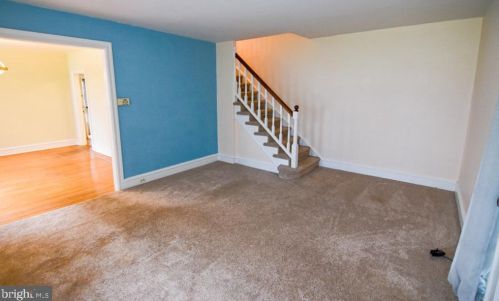 7932 Heather Rd, Melrose Park, PA 19027-1208