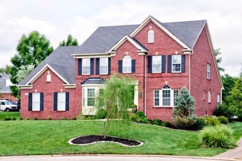 16803 Crosstimbers Ct, Louisville, KY 40245-8412