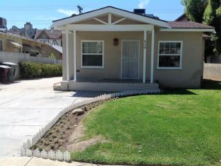 620 Alexander St, Glendale CA  91203-3055 exterior