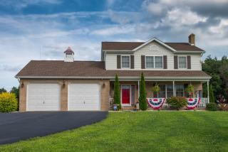 18 Pear St, Barnesville, PA 18214-2401