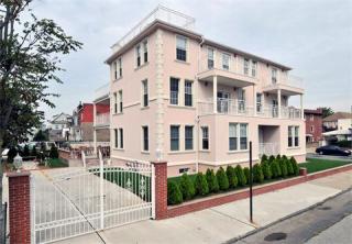 4300 Atlantic Ave, Brooklyn, NY 11224-1251