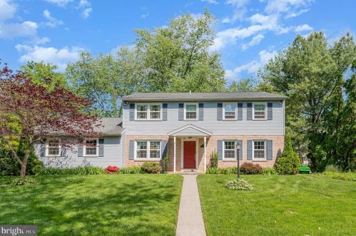 607 Gale Rd, Camp Hill, PA 17011-2032