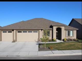 2320 Copperleaf St, Richland, WA 99354-5013