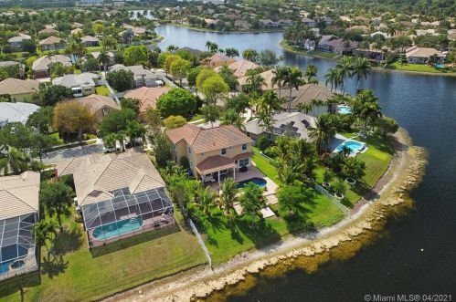 1885 139 Ter, Hollywood FL  33028-2837 exterior