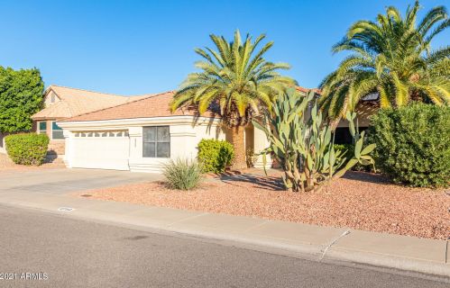 6722 Piute Ave, Glendale, AZ 85308-5572