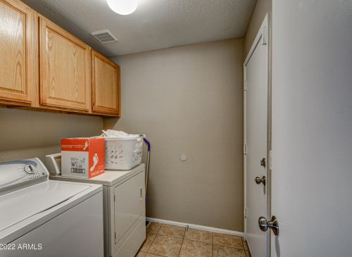 3822 Blackhawk Dr, Glendale AZ 85308-9487 exterior