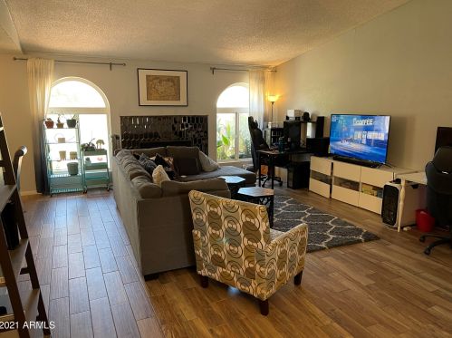 2316 Temple St, Chandler AZ  85224-2517 exterior