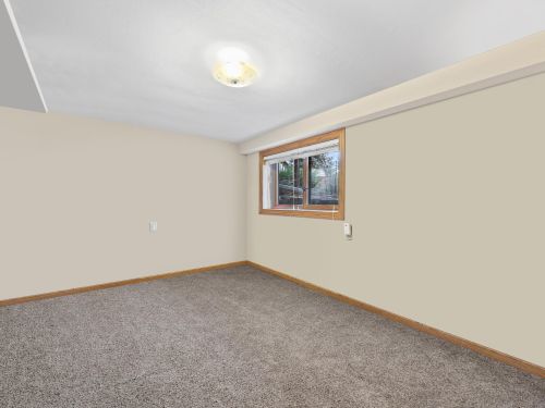 9106 Wescott Rd, Kewaskum WI  53040-9716 exterior