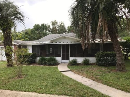 200 Hull Ave, Deland, FL 32720-4942