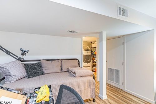 45 Longview Trl, Parsippany NJ  07834-2039 exterior