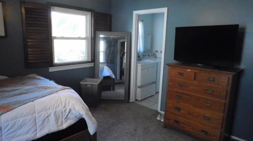 789 Governor Rd, Valpo IN  46385-9501 exterior