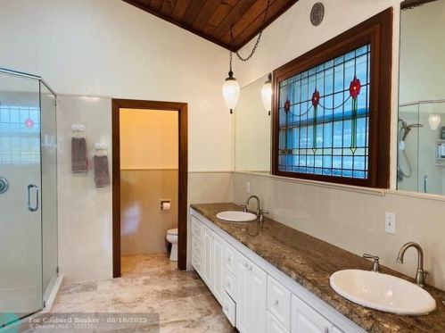 6075 1st St, Vero Beach FL  32968-9521 exterior