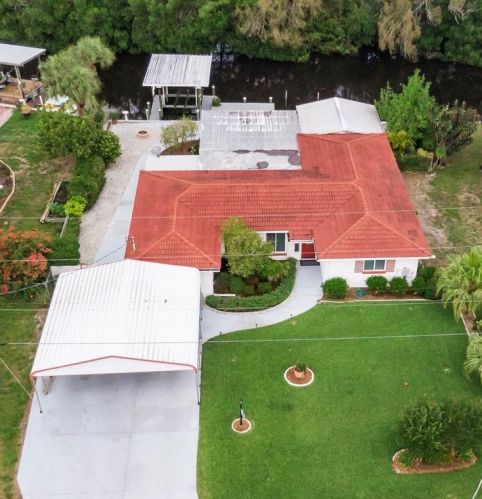 805 White Heron Blvd, Ruskin, FL 33570-3817