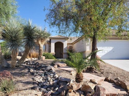 2863 Ventana Dr, Bullhead City, AZ 86429-5917