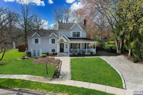 98 Birch St, Closter NJ  07624-1745 exterior