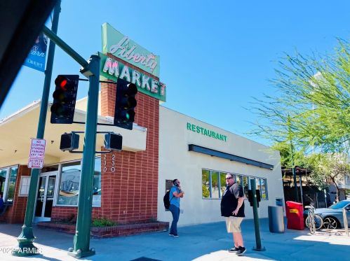 158 Merrill Ave, Gilbert AZ 85234-1706 exterior