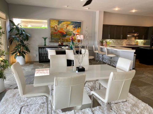 88 Kavenish Dr, Rancho Mirage CA  92270-3247 exterior