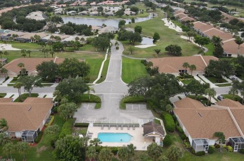 1903 Morning Sun Ln, Naples FL  34119-3330 exterior