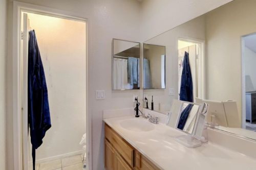 1313 Bethany Pl, El Cajon CA  92021-5047 exterior