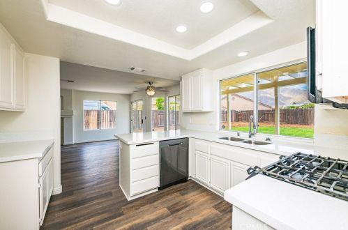 1413 Chase St, San Jacinto CA  92583-6353 exterior