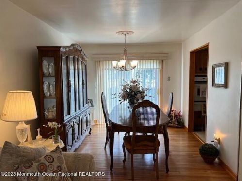 107 Manhattan St, Jackson Twp NJ  08527-2545 exterior