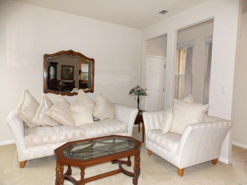 1409 Birdie Dr, Windsor CA  95492-8717 exterior