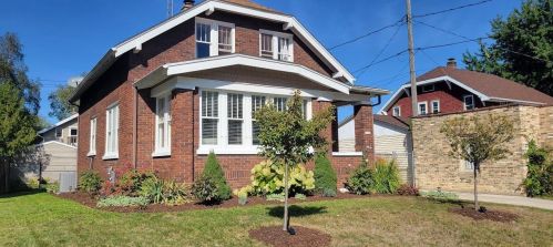 1510 Torrison Dr, Manitowoc, WI 54220-3153