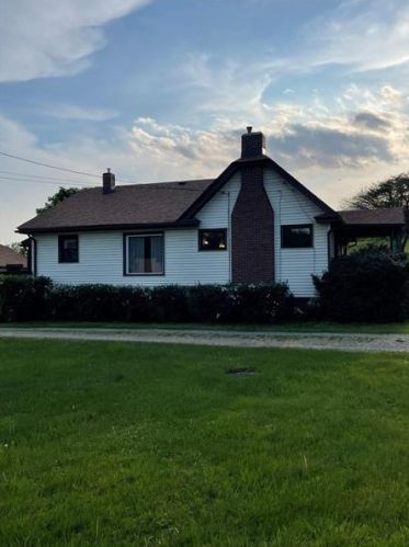 3769 Bakerstown Rd, Gibsonia, PA 15044-9737
