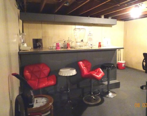 1484 Bonneville Ln, Cincinnati, OH 45231-3214