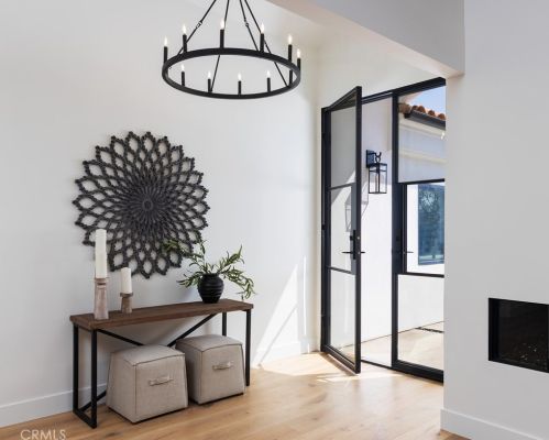 1945 Santiago Dr, Newport Beach CA  92660-3834 exterior