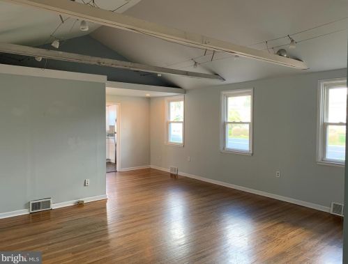 653 Gulph Rd, Norristown PA  19406-3704 exterior