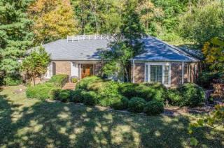 1520 Chickering Rd, Nashville TN  37215-4906 exterior