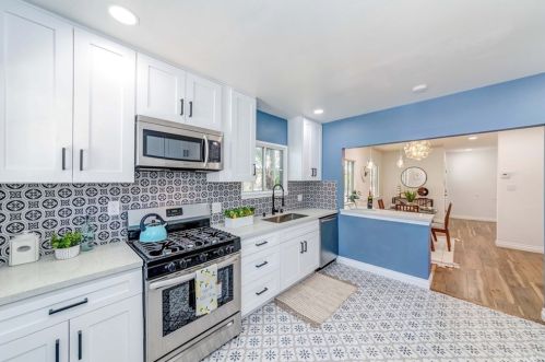 10307 Park St, Bellflower CA  90706-6028 exterior