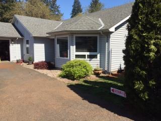 1112 Juniper St, Barlow, OR 97013-3139