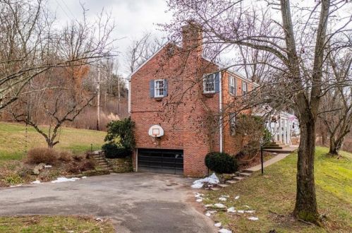 100 Highland Rd, Pittsburgh, PA 15238-2110