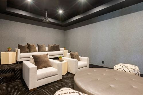 4955 Haskell Ave, Van Nuys CA  91436-1674 exterior